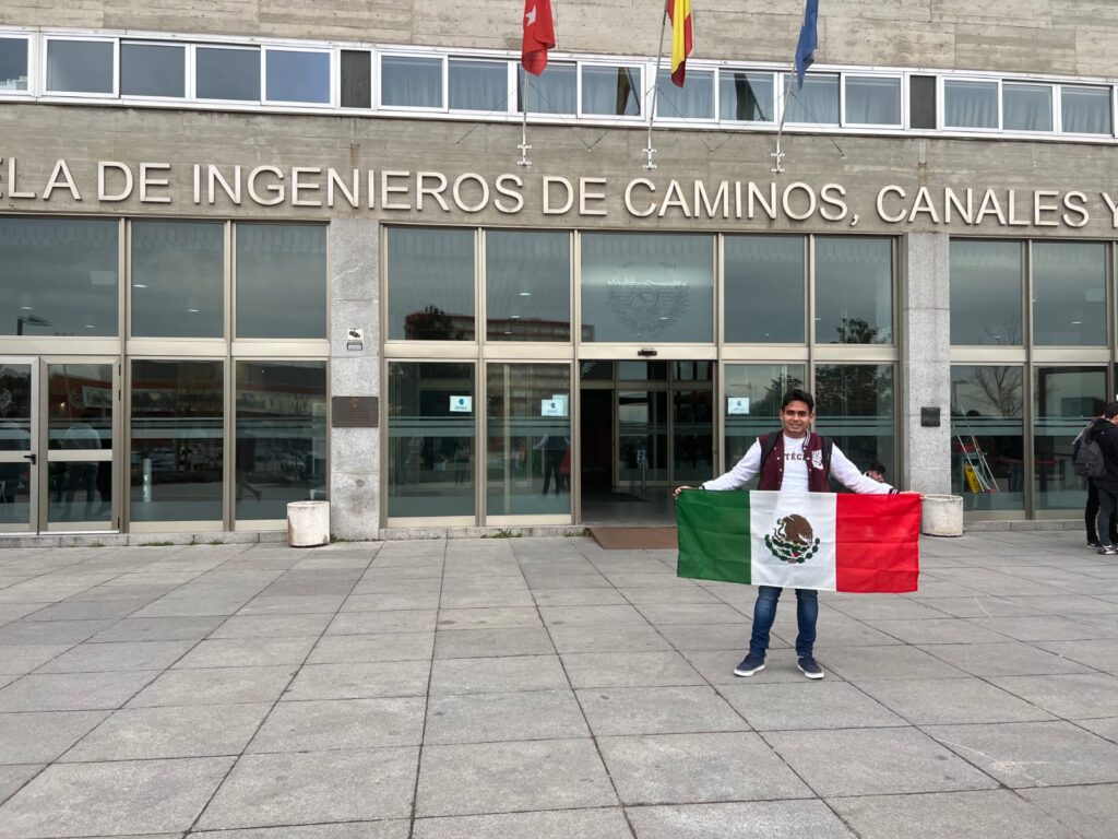 CENTRO DE BACHILLERATO TECNOLOGICO industrial y de servicios 205